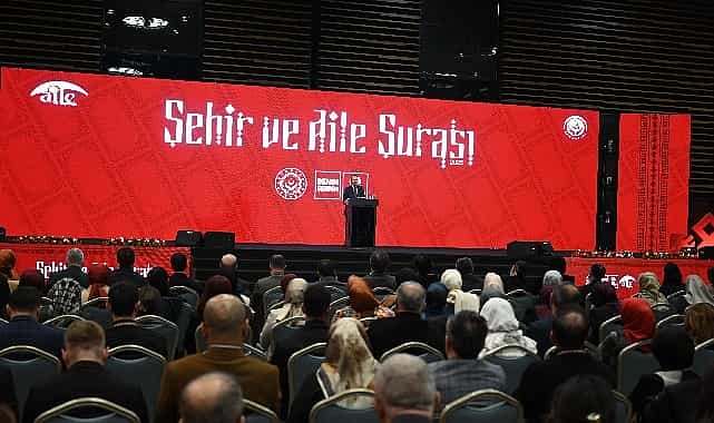 konya buyuksehir tarafindan duzenlenen sehir ve aile surasi tamamlandi