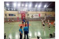 cigli belediyesinin voleybol takimlari ligde zirvede