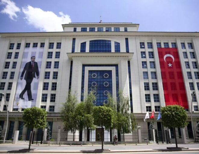 AKP 1