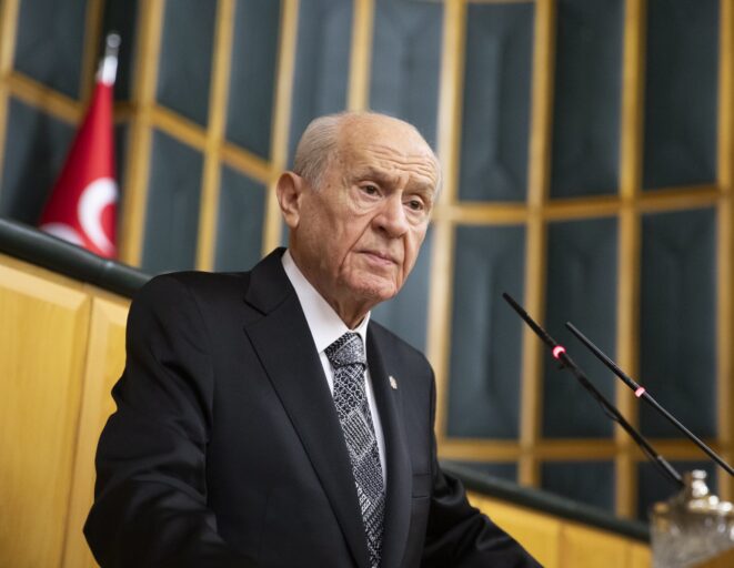 BAHCELI SUCA KARISMAMIS KIM VARSA GELIP 951706 282505