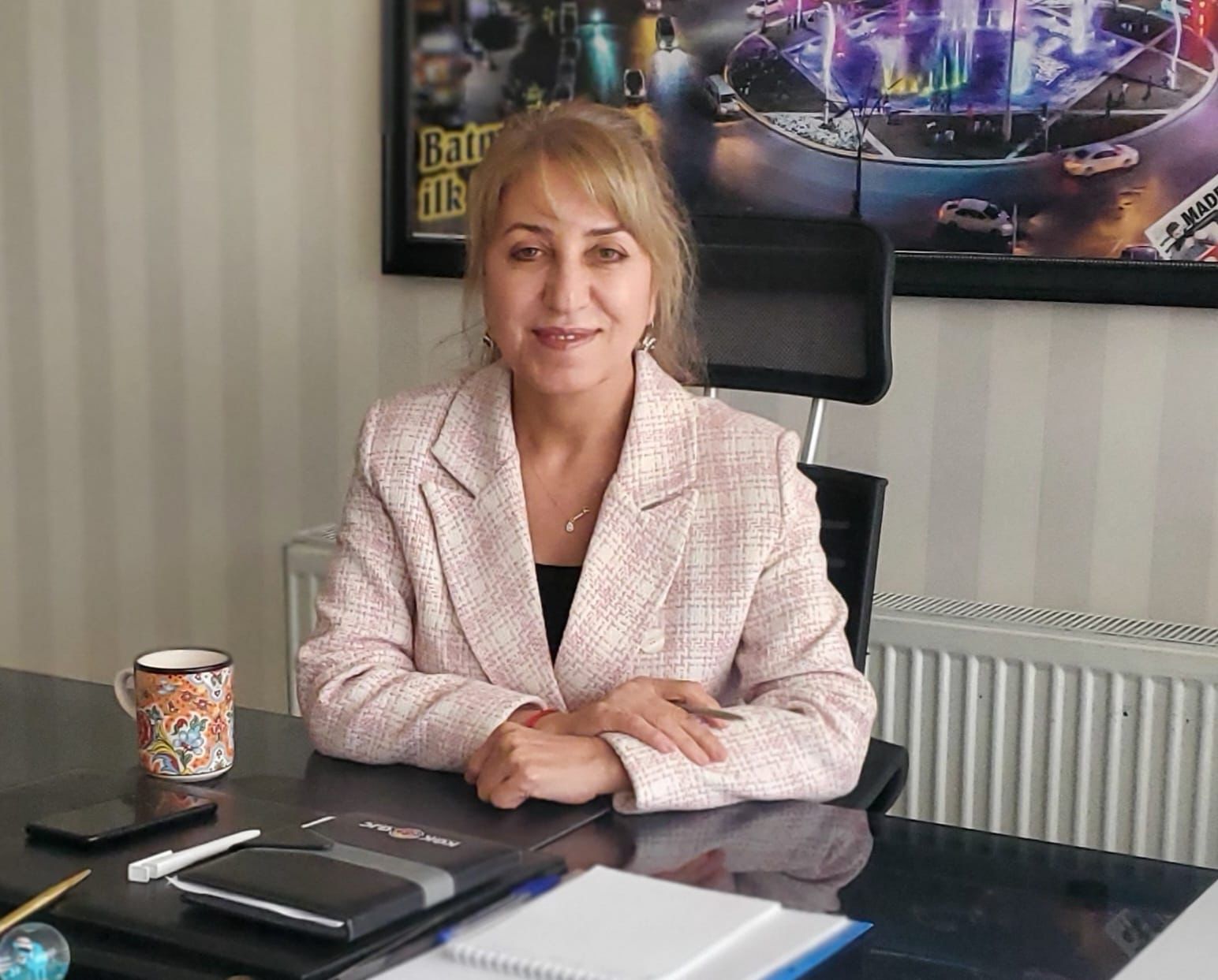 AFİŞLER PARLAK, MESAJ DUMAN ALTINDA 1 WhatsApp Image 2026 02 15 at 21.43.33