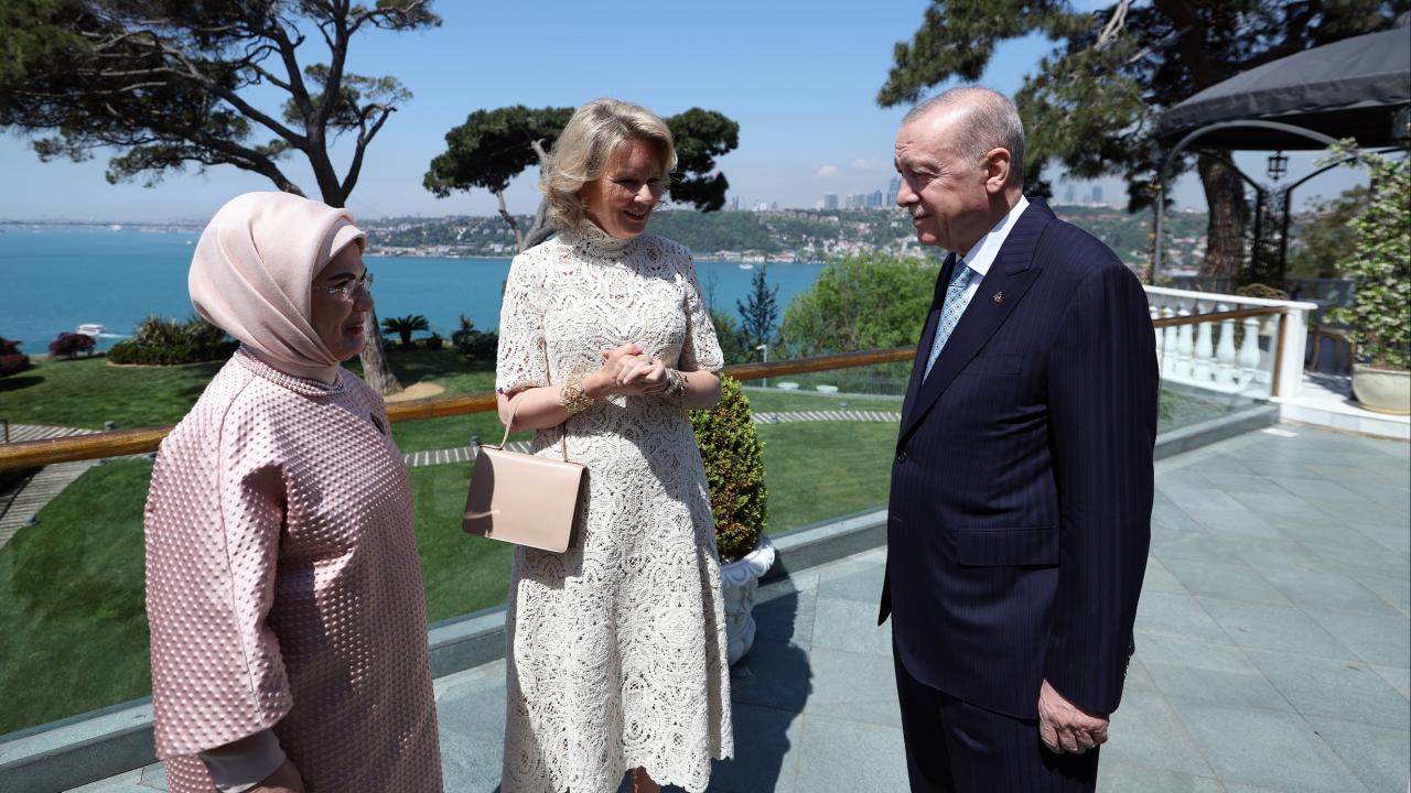 erdogan 2460106 1