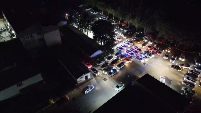 İzmir Merkezli 12 İlde FETÖ Operasyonu: 80 Şüpheli Yakalandı 1 fQO1FsigLoYrbiRl