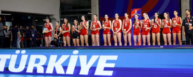 TURKIYE U17 KIZ VOLEYBOL MILLI TAKIMI D 1461256 434768